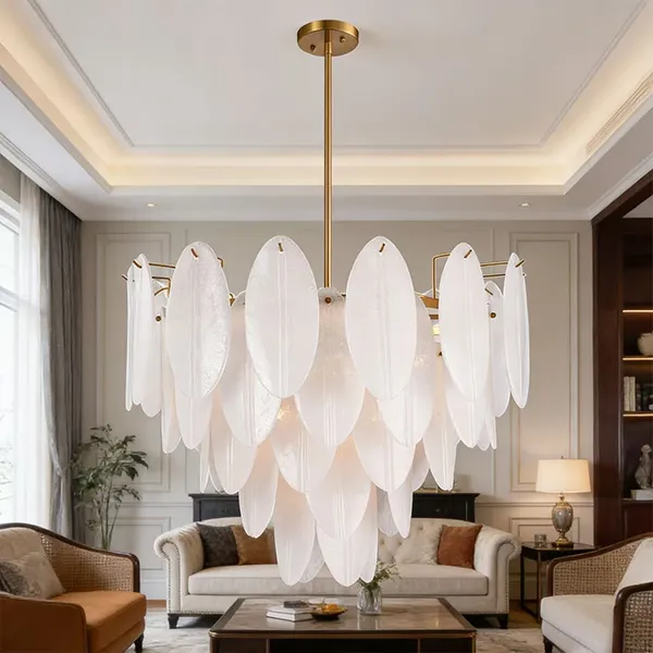 ခေတ်မီ chandeliers များတွင် မည်သည့်ပစ္စည်းများကို အသုံးပြုကြသနည်း။